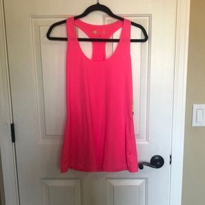 Women’s racer back tank top NWT